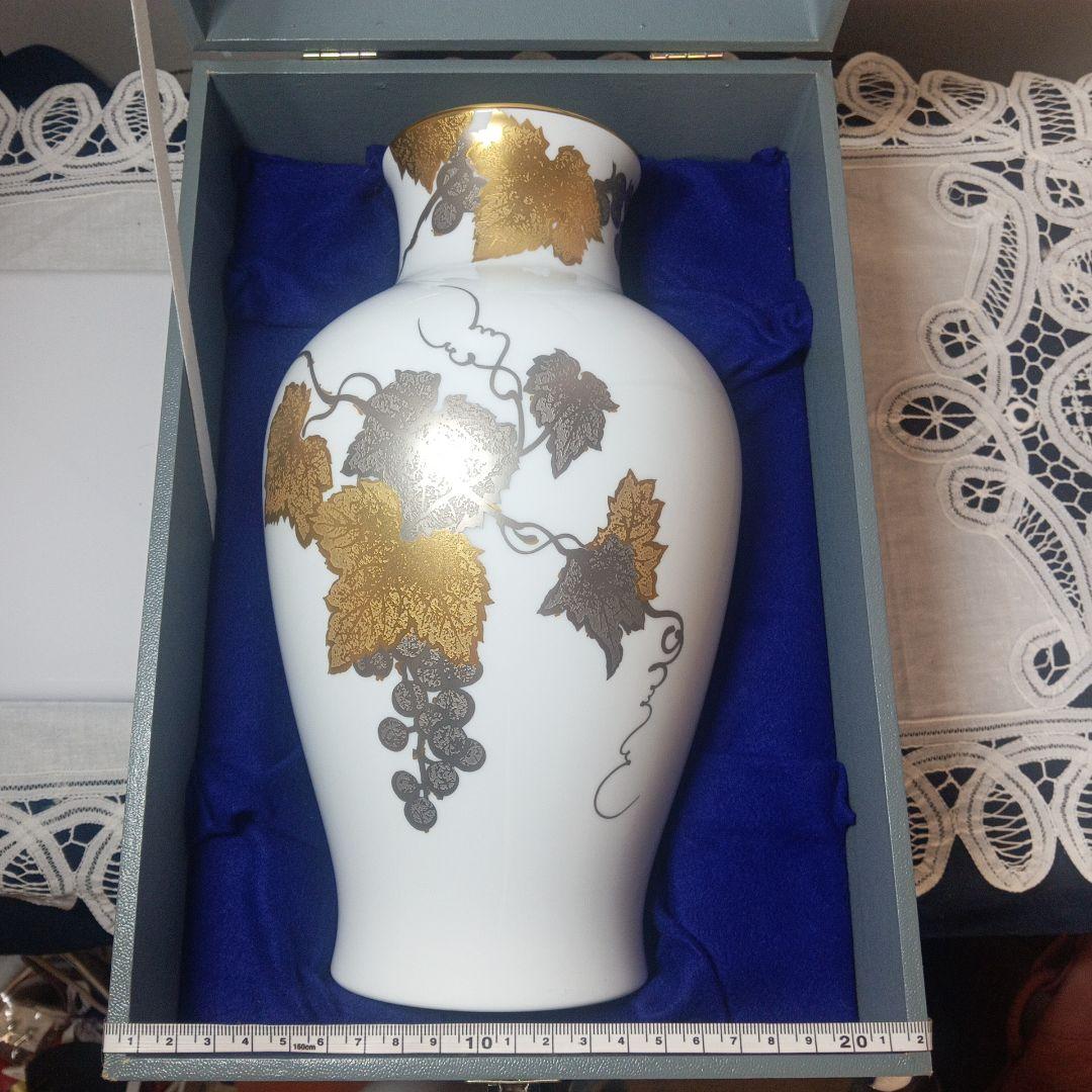 大倉陶園 金彩葡萄花器 箱付
