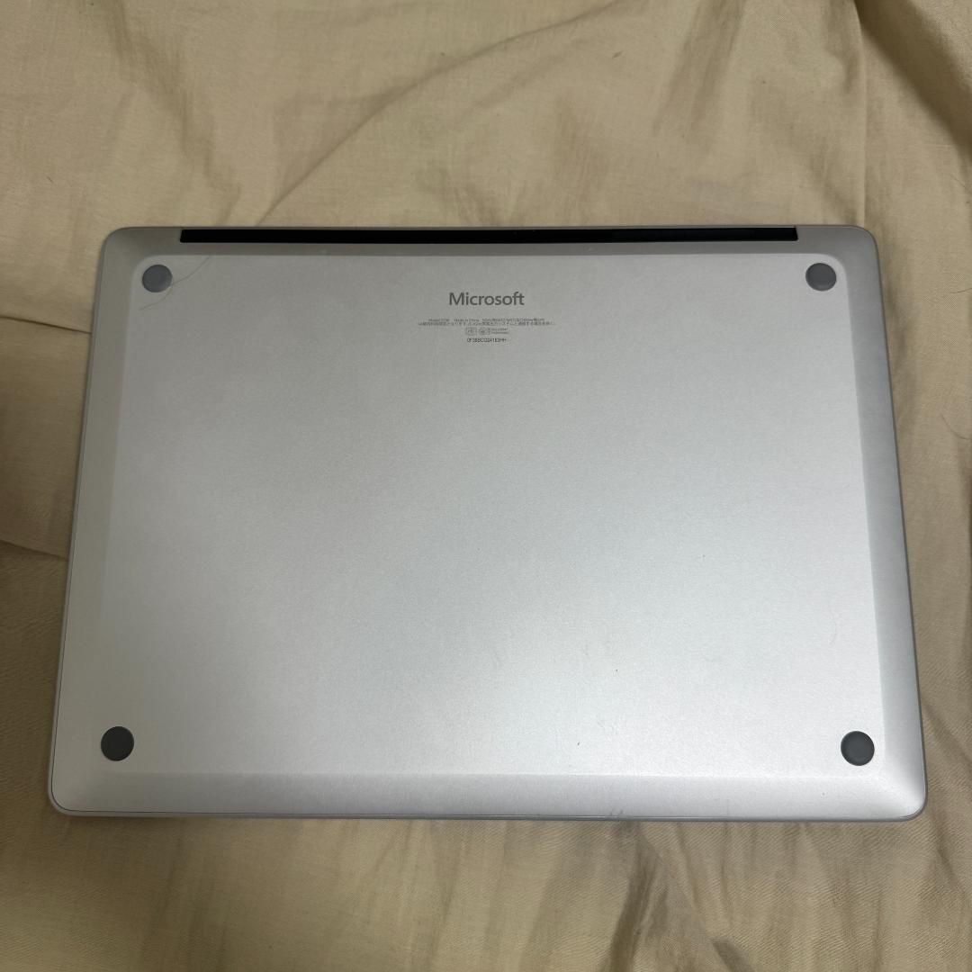 Microsoft　Surface　Laptop　第7世代 16GB