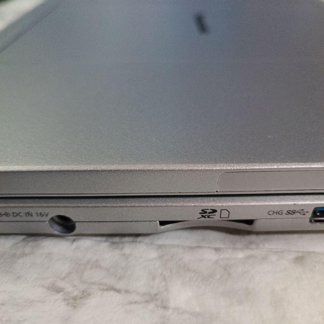Panasonic Let's note CF-XZ6RD3VS 中古美品