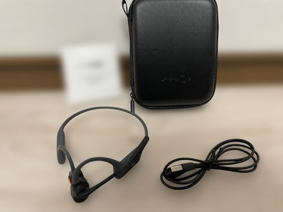 【美品】Shokz OpenComm マイク付 骨伝導 室内のみ使用 テレワーク