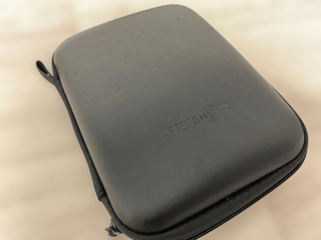 【美品】Shokz OpenComm マイク付 骨伝導 室内のみ使用 テレワーク