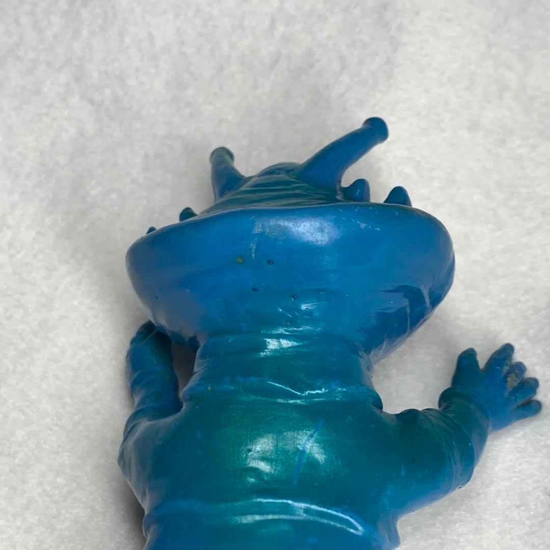 怪獣ジャンボ指人形　カネゴン