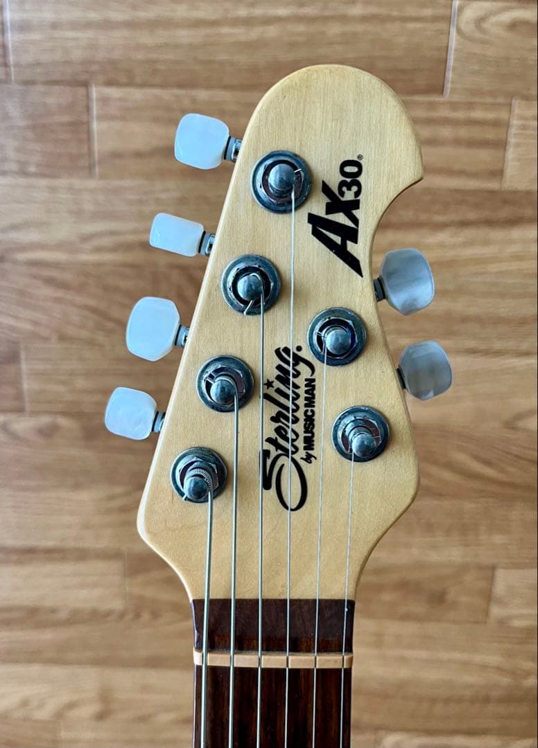 極美品 AX30 Sterling by Musicman（XS弦・メンテ済）
