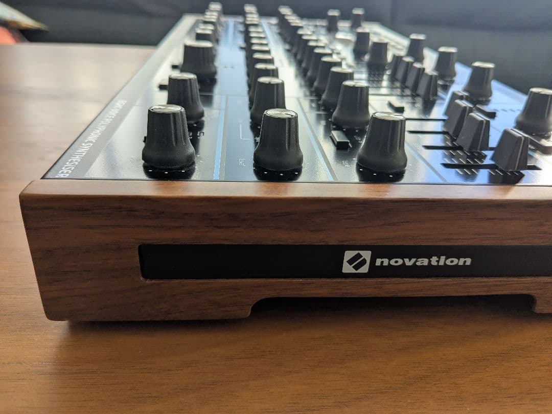 Novation Peak シンセサイザー