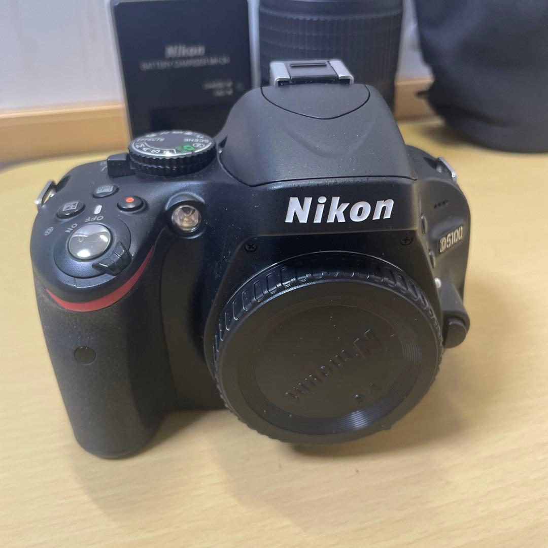 Nikon D5100 デジタル一眼レフカメラ　(値下げ対応可！)