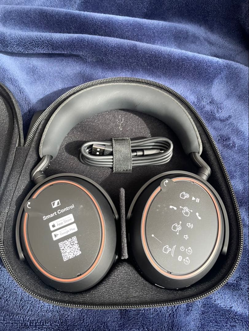 美品・限定カラー　Sennheiser MOMENTUM 4 Wireless