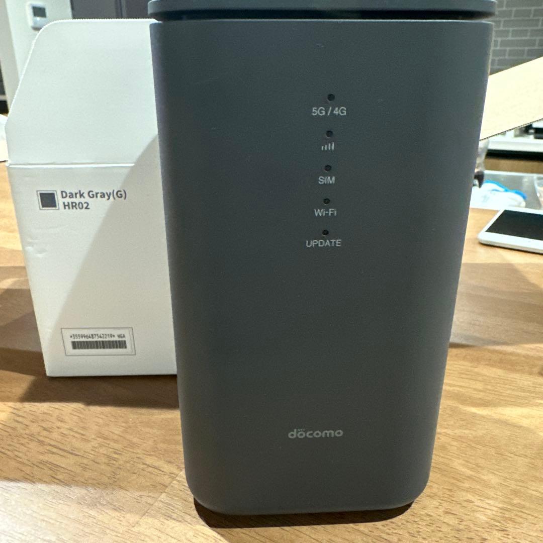 【美品】ルーターdocomo5G HR02 付属品あり