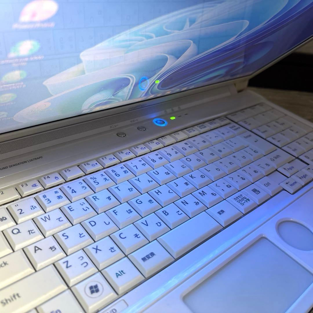 爆速仕様 Core i5 富士通ノートパソコン SSD Webカメラ
