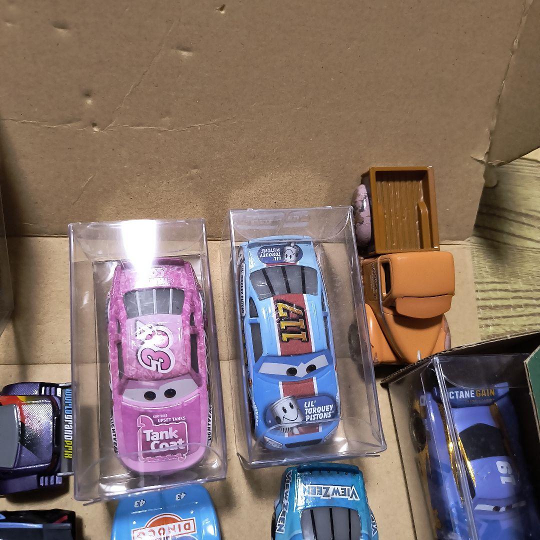 カーズ　マテル　 ミニカー 14台セット