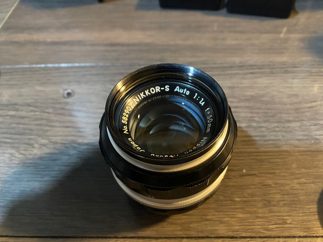 Nikon 一眼レフカメラ D5600 ダブルズームキット 単焦点レンズ付き