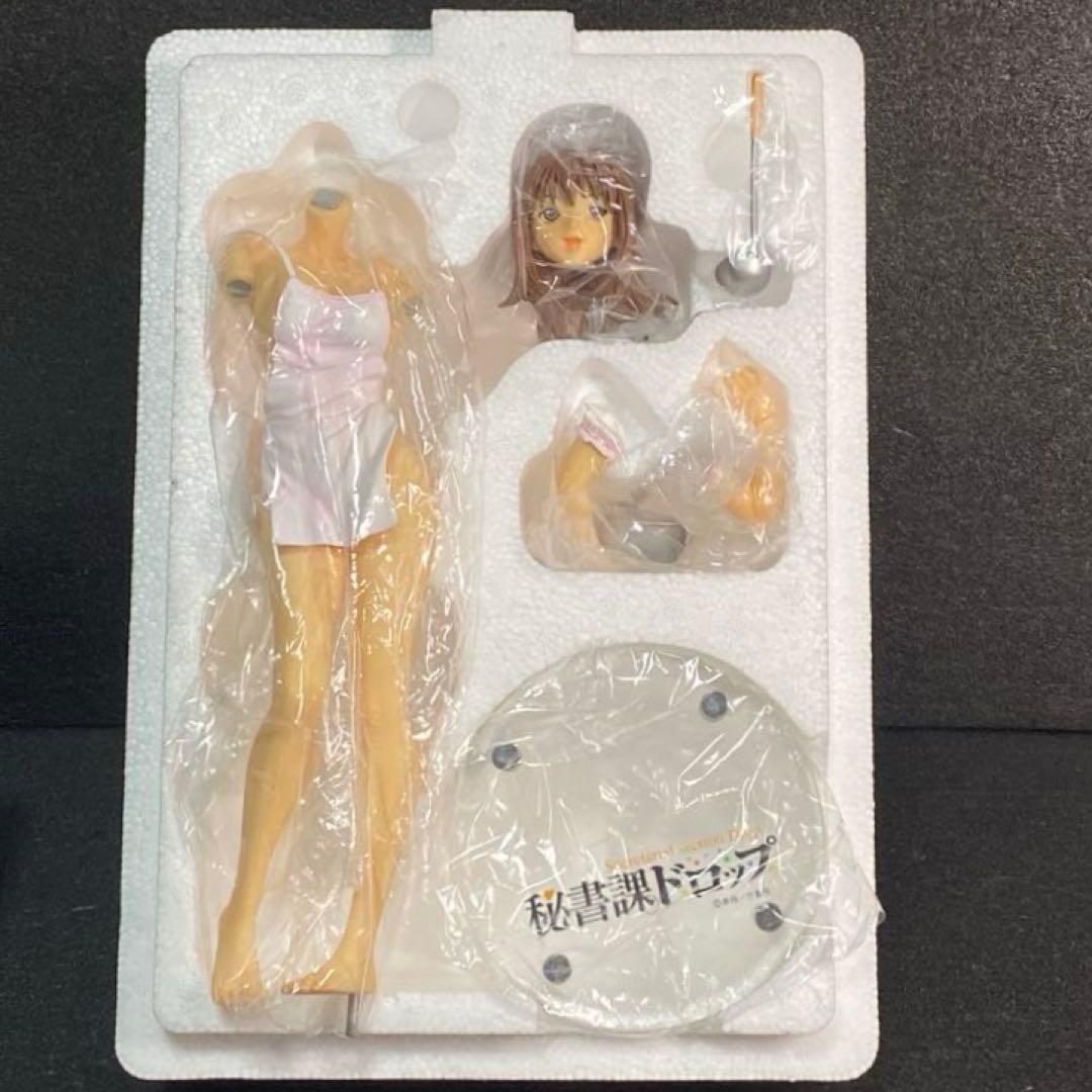 秘書課ドロップ　榎本　沙織　クッキング　エプロン　美少女　えのもと　さおり　OL