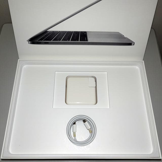 【美品】MacBook Pro 13_2017 i5/8GB/128GB_SPG