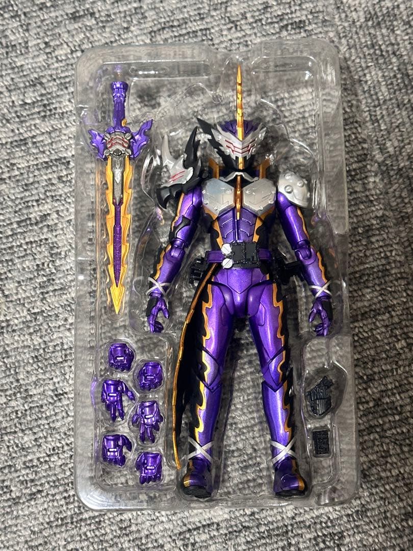 S H.Figuarts 仮面ライダーカリバー ジャアクドラゴン