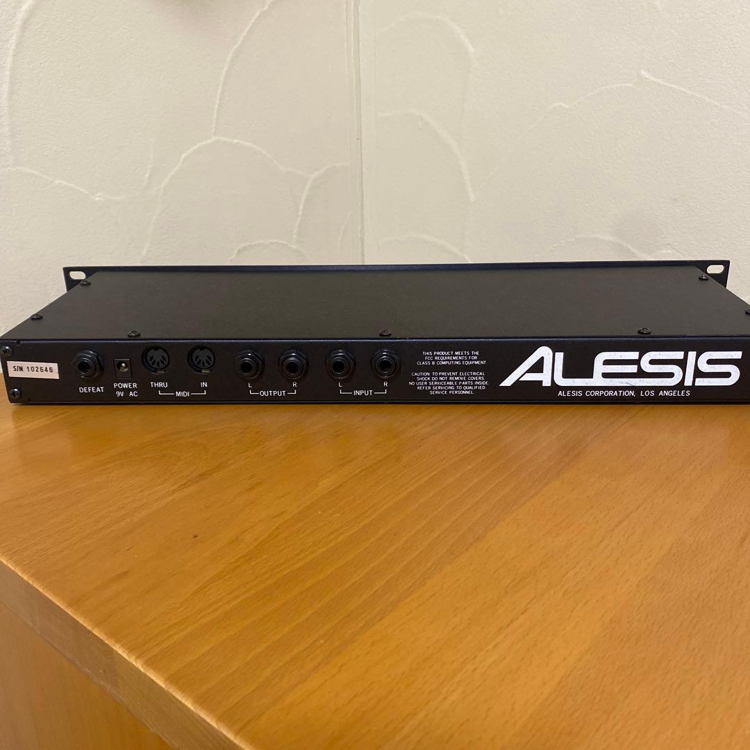 ALESIS MIDIVERBⅡ