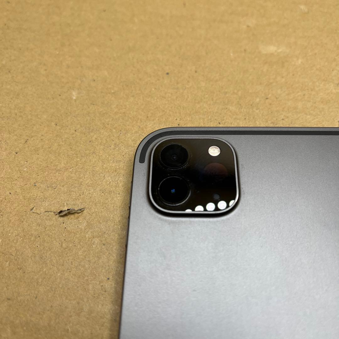 iPad Pro 12.9インチ (第 5 世代) Wi-Fi スペースグレイ