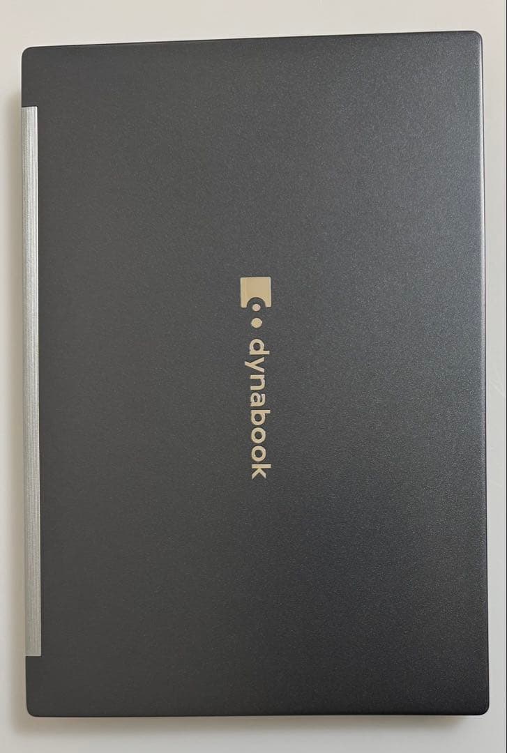 累積407 東芝 GA83/XY 16GB Office 2024年 顔認証