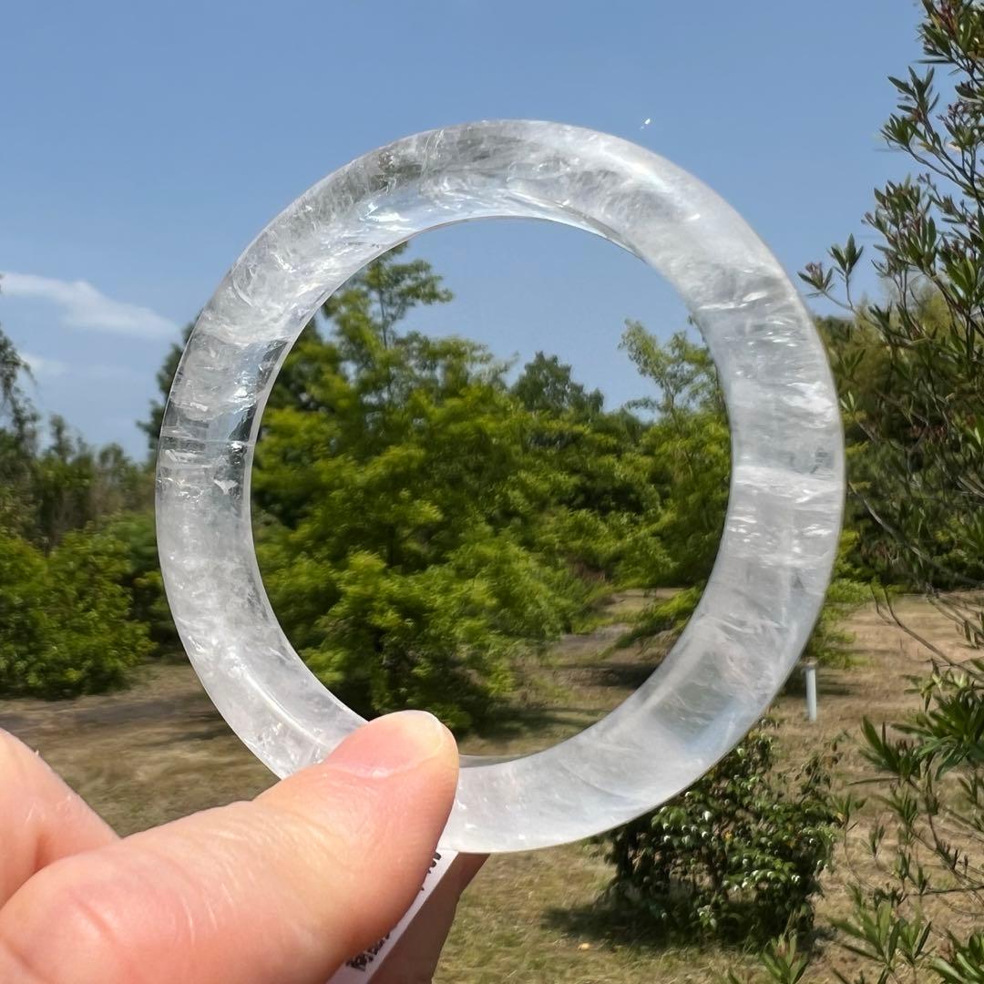 新品　ブラジル産　天然白水晶のくり抜きバングルパワーストーン　AB916