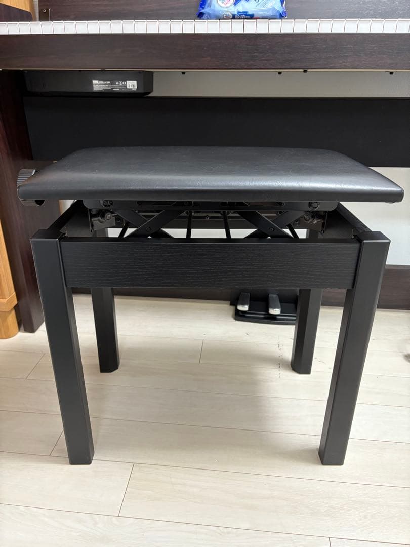 【美品】ヤマハ　YAMAHA 高低自在イス　BC-205 BK ピアノ用