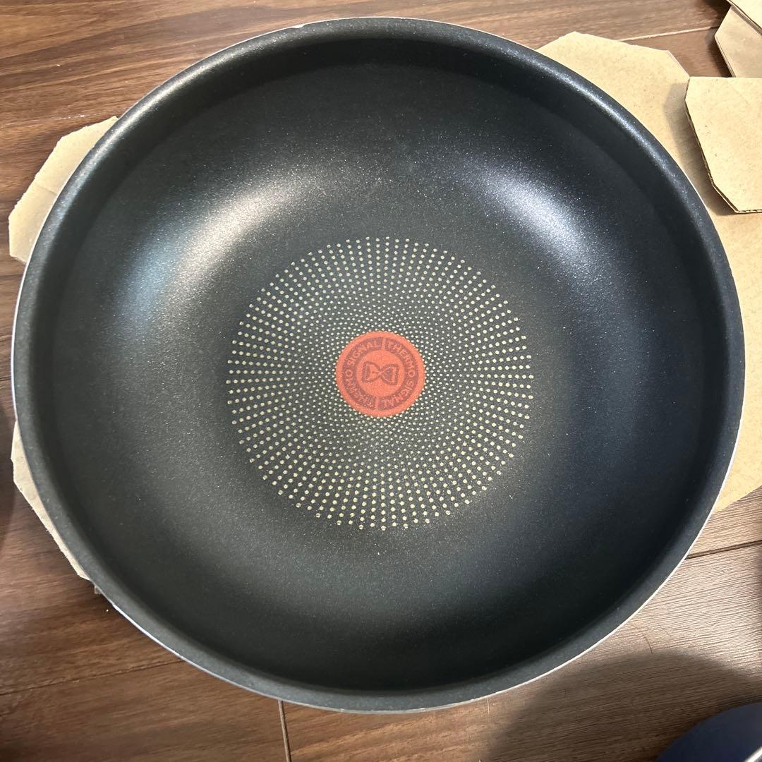 T-falロイヤルブルー インジニオネオ ガス火専用フライパン、鍋セット10点