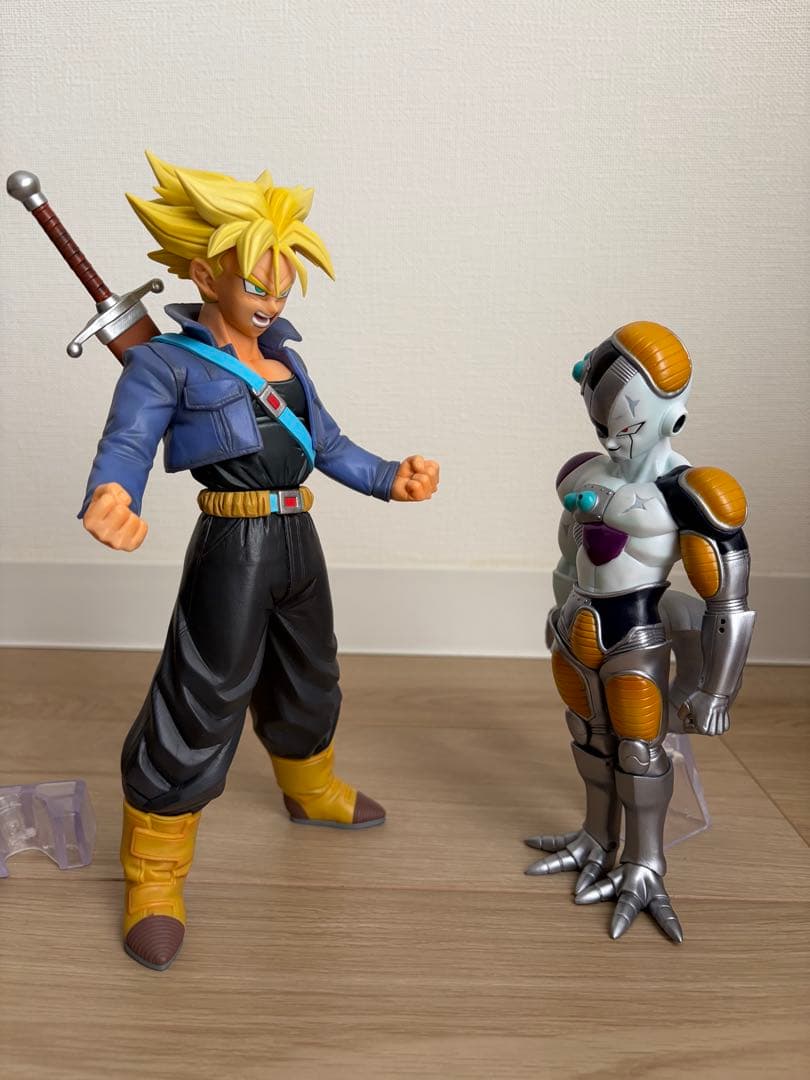ドラゴンボール 一番くじ フィギュアトランクス　メカフリーザ
