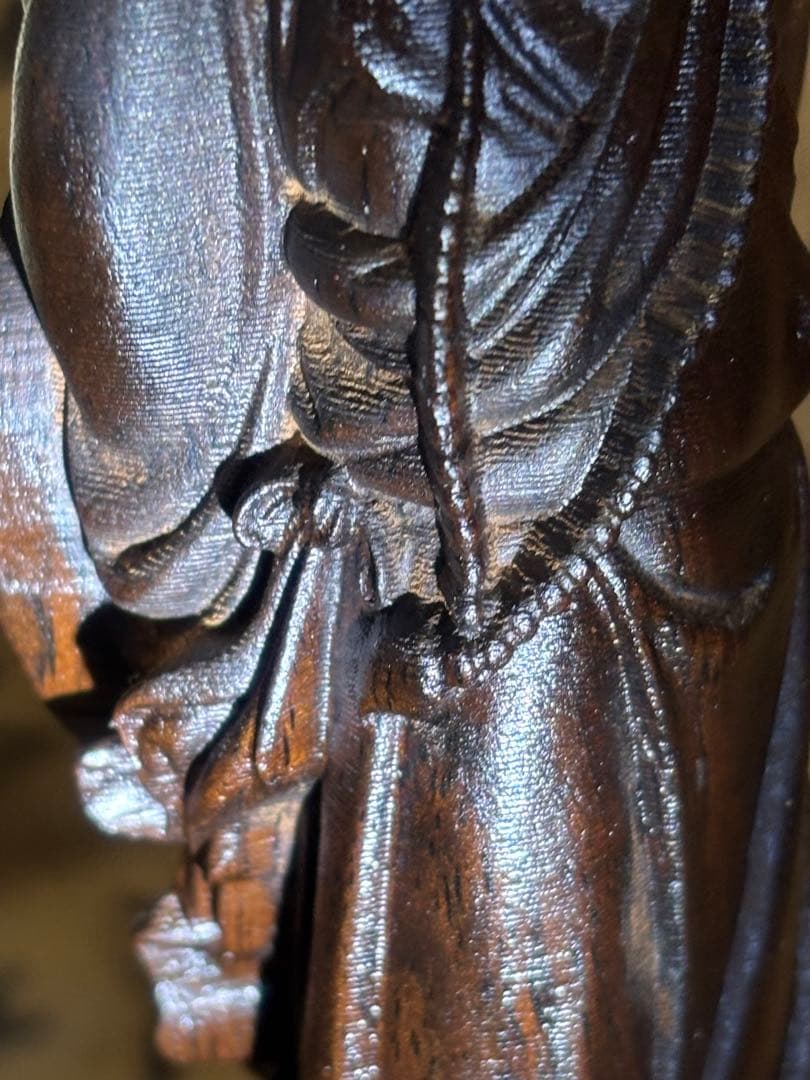 越南芽庄正区老料沉香 達磨立像20cm 高油質・精密彫刻 5730