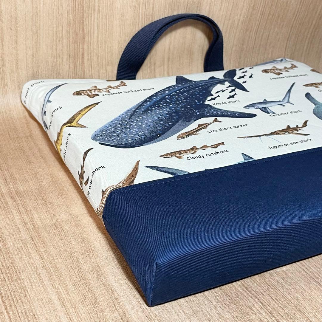 【323】サメ図鑑(生成り)×紺　入園入学グッズ4点