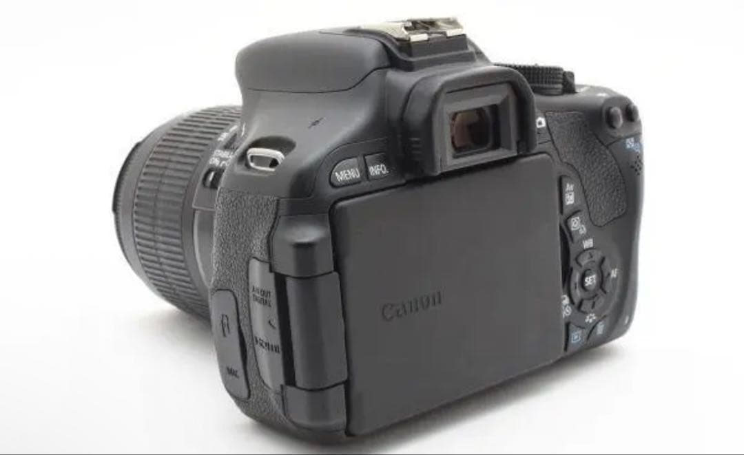 【美品】キャノン Canon EOS Kiss X5 レンズキットSDカード付き