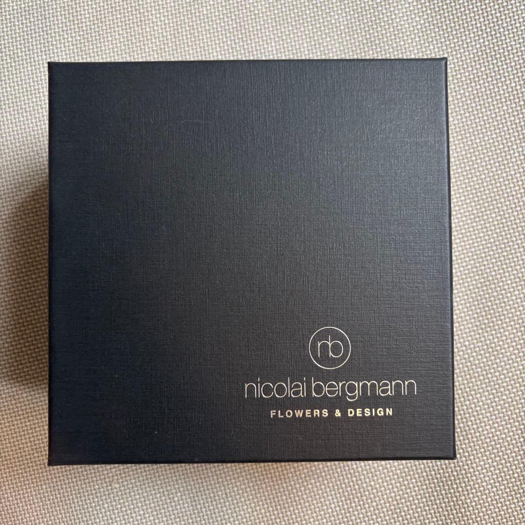 【美品】nicolai bergmannプリザーブドフラワーボックス