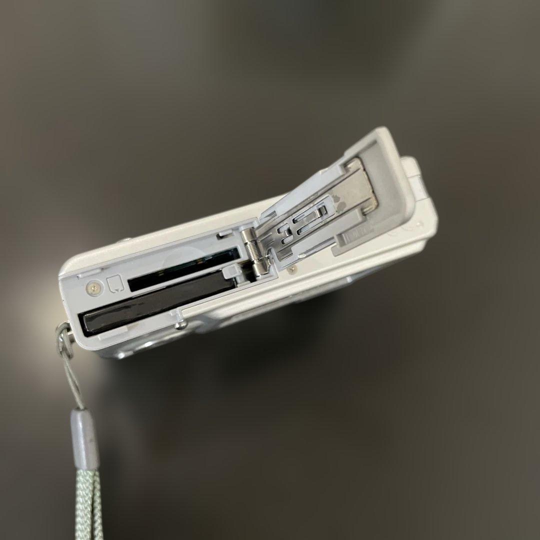 カシオ EXILIM ZOOM EX-Z3 シルバー デジタルカメラ