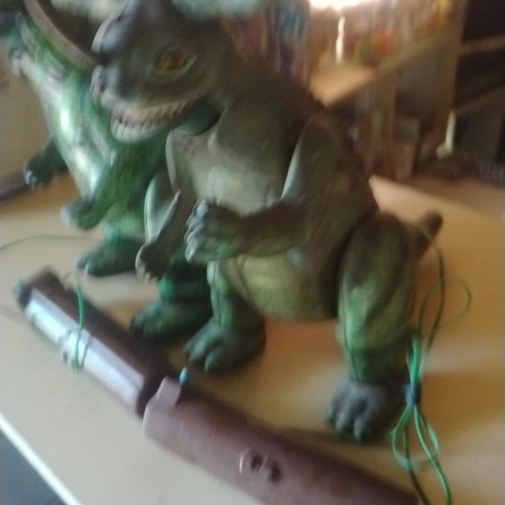 《メル:最終お値引き》ゴジラ＆バラゴン2体とリモコン