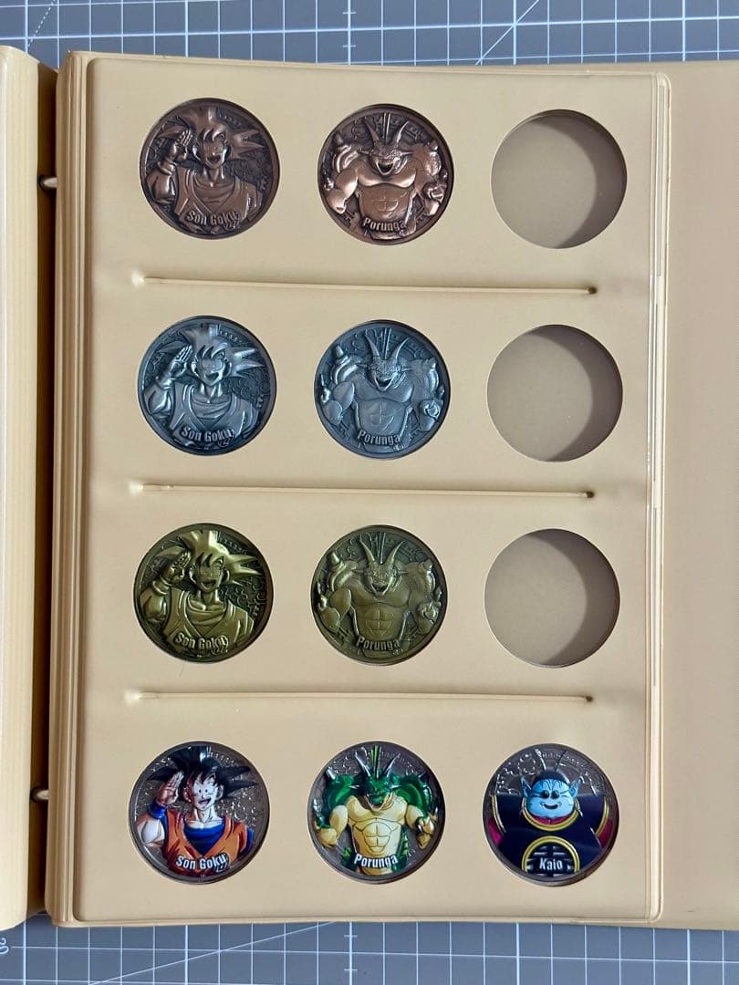 ドラゴンボール　コレクティブルメダル　コンプ　57枚