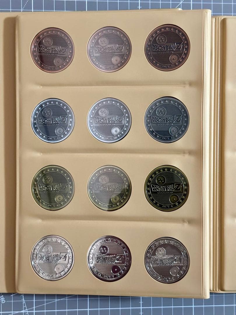 ドラゴンボール　コレクティブルメダル　コンプ　57枚