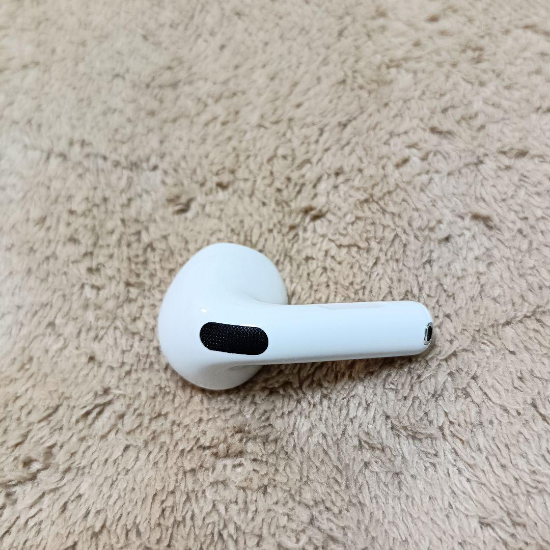 Apple AirPods 第4世代 右耳のみ R　03