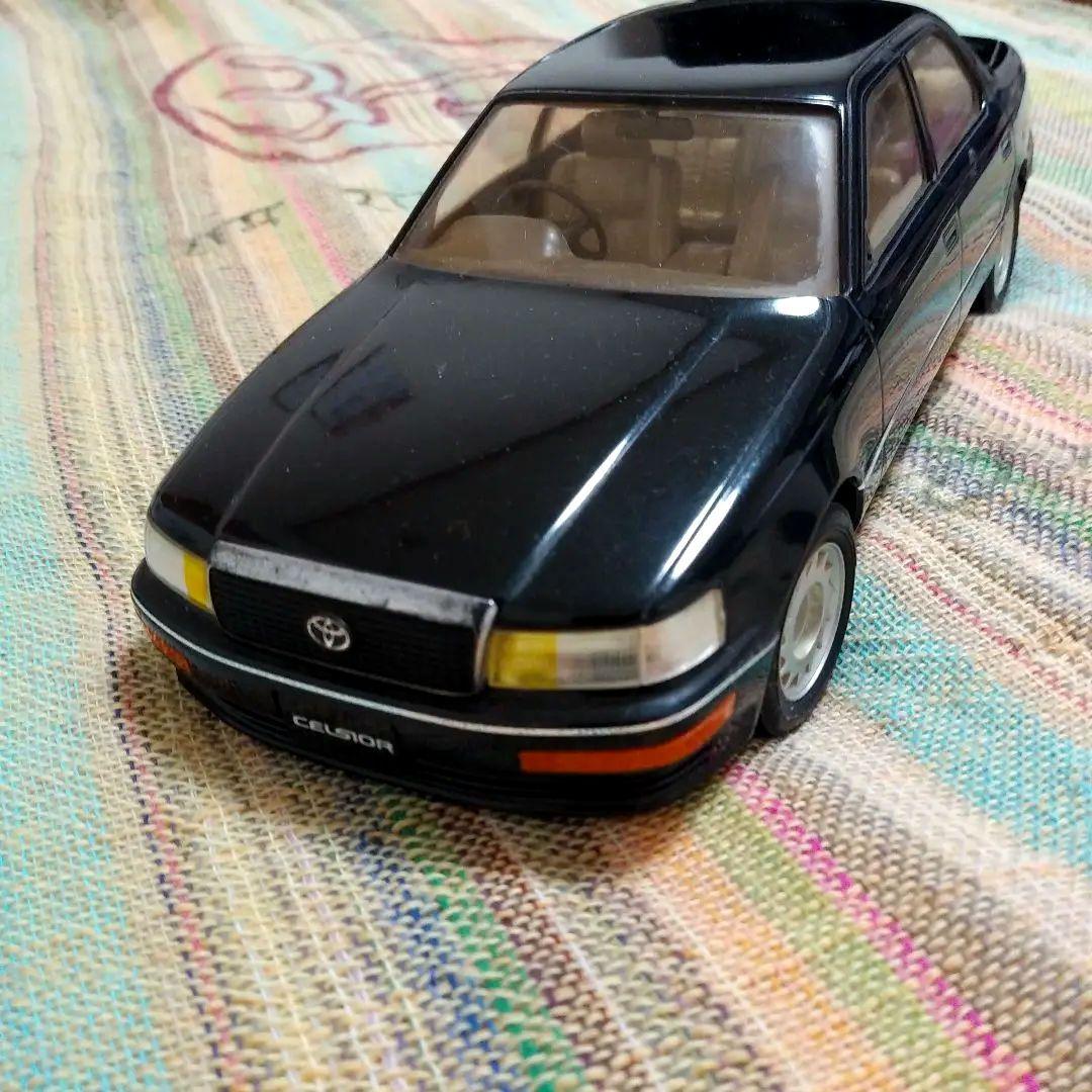 TOYOTA セルシオ コレクション 23cm 8kg