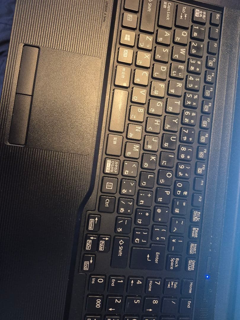 富士通 LIFEBOOK高速SSD＆i5搭載 15.6型大画面