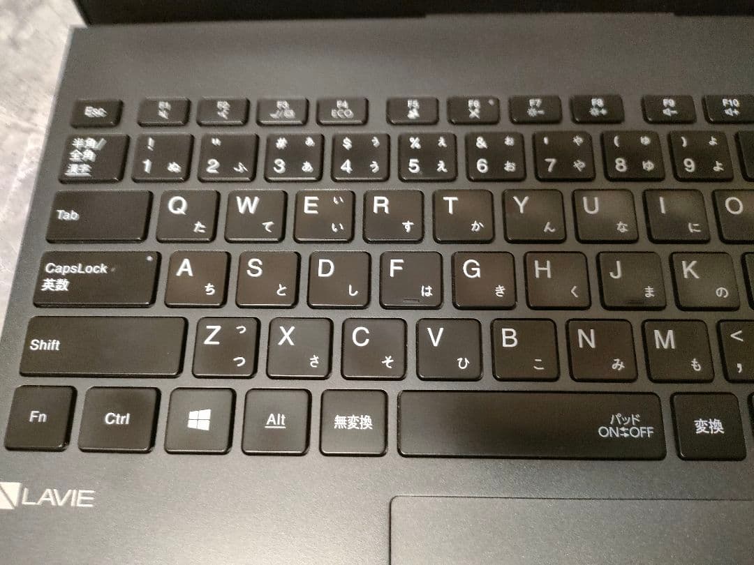 NEC corei5 第10世代 新品SSD256GB バッテリー良好