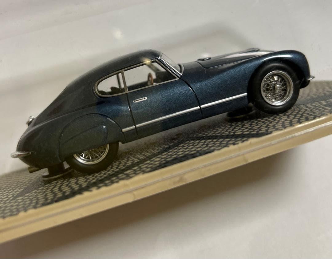 ♡FIAT 8V Second Series 1953 ミニカー (ブルー)