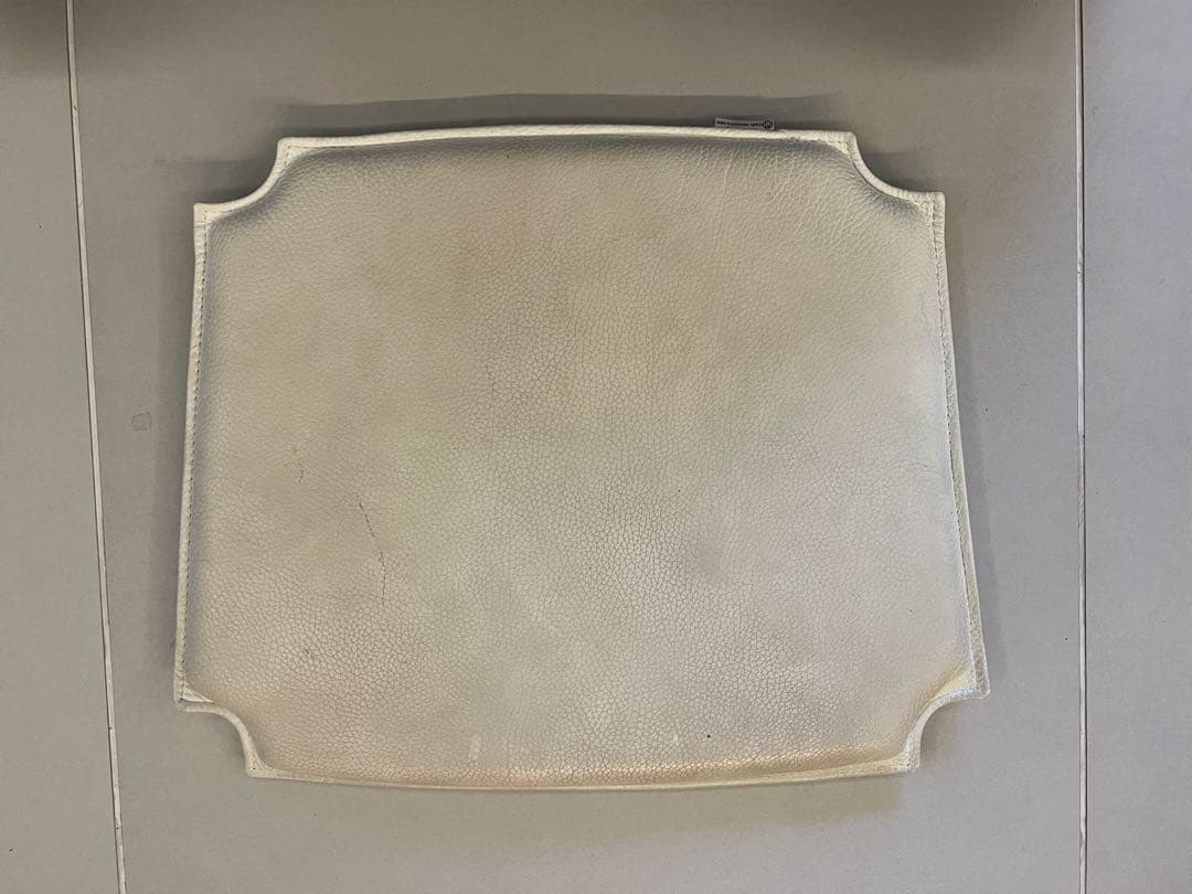 CARL HANSEN&SONカールハンセン Yチェア シートクッションレザー①