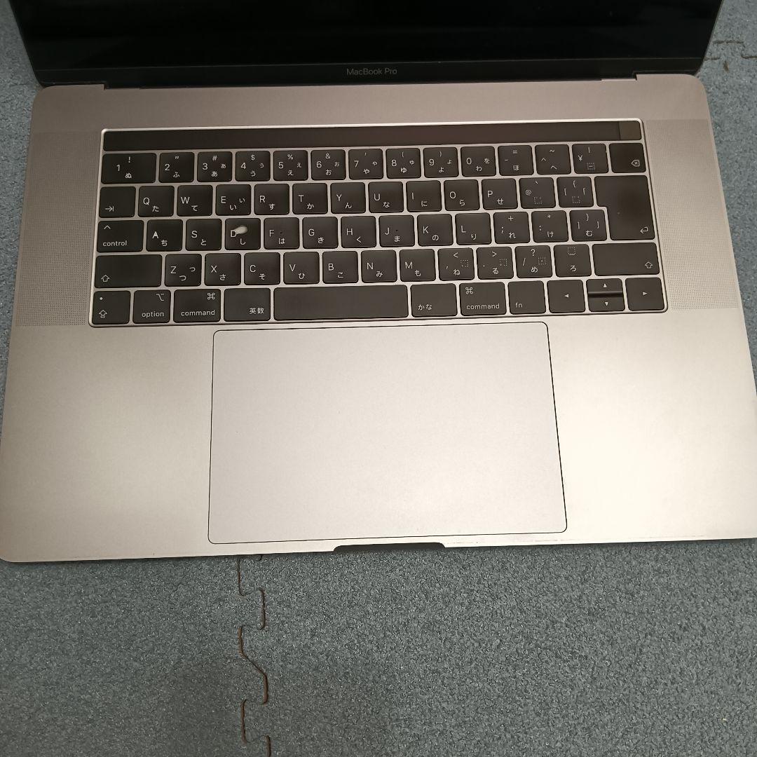 MacBook pro 15インチ i9-32GB-1TB