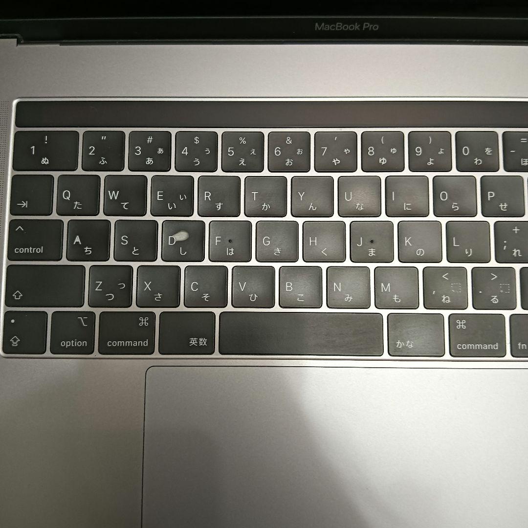 MacBook pro 15インチ i9-32GB-1TB