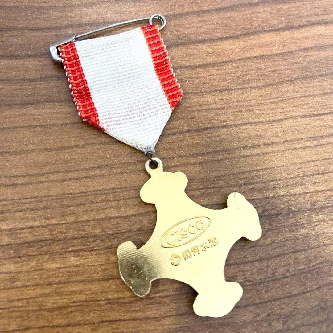 【非売品・レア】のらくろ　シスコ　勲章バッジ