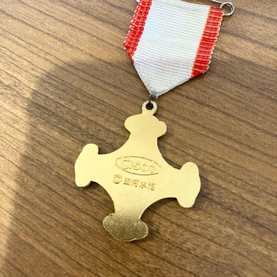 【非売品・レア】のらくろ　シスコ　勲章バッジ