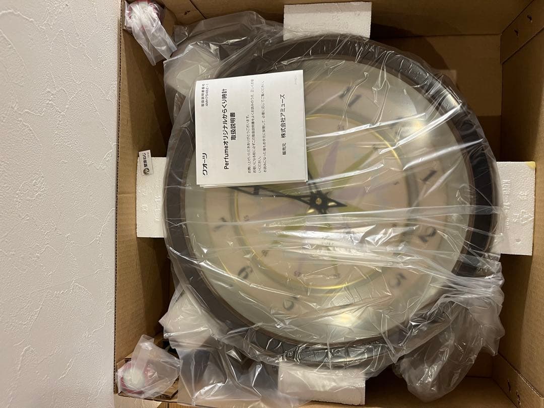 Perfumeオリジナル からくり時計 ＆ 台座セット 新品