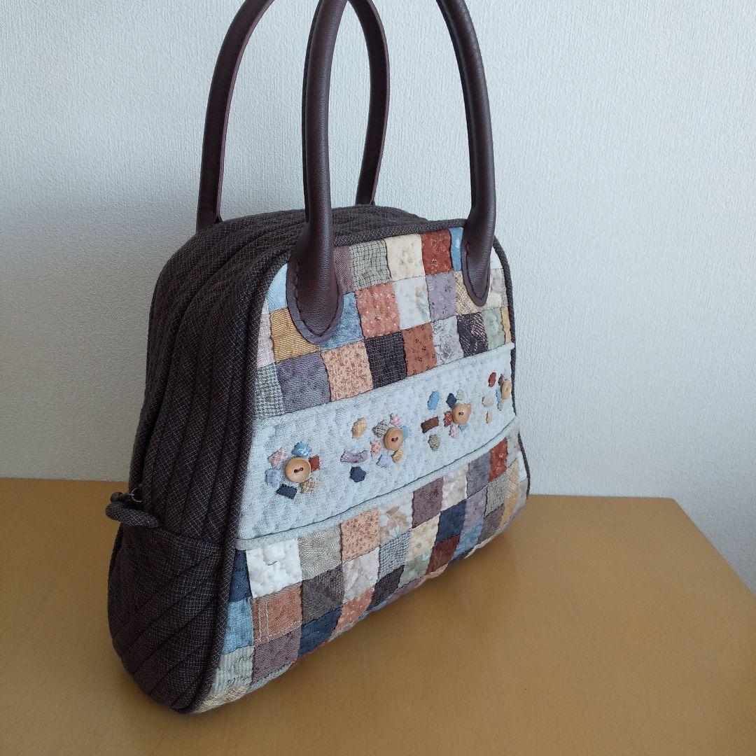 パッチワークキルト　バッグ　ハンドメイド