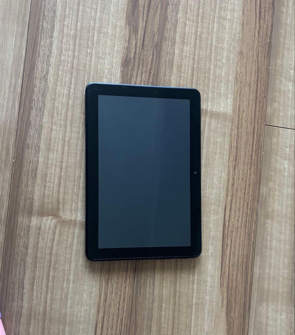 Amazon Fire HD 8 タブレット 12世代　本体とケース