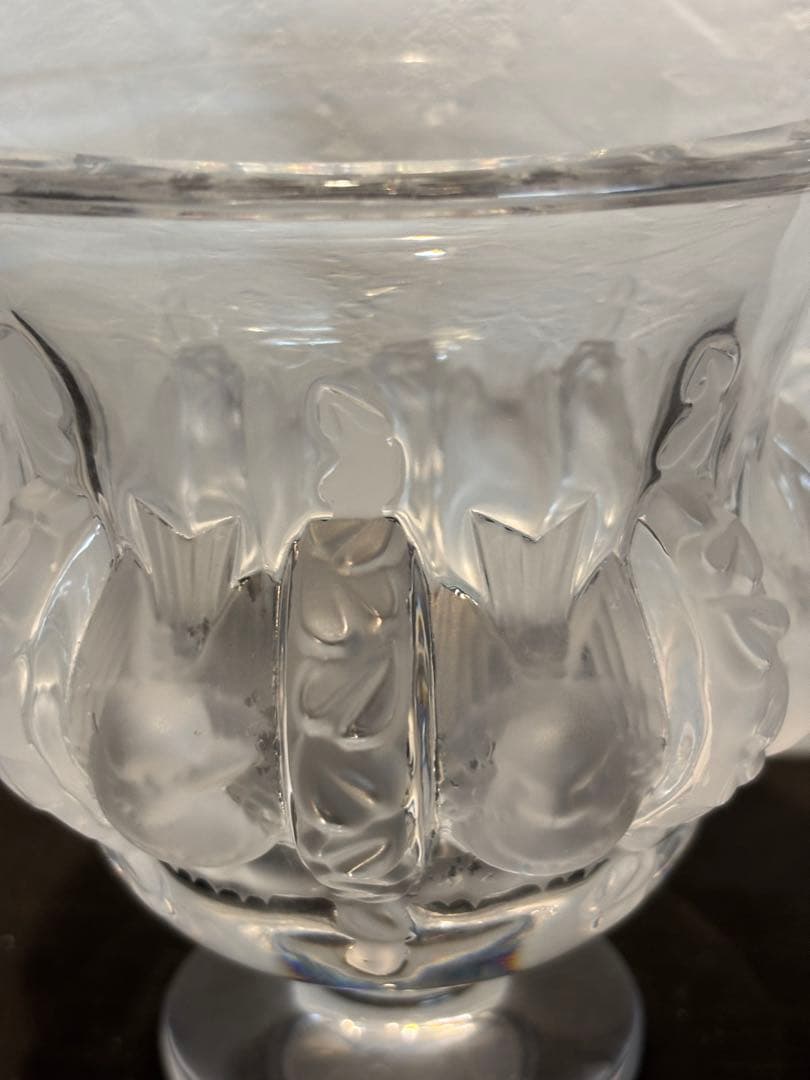 j*n様 LALIQUE ラリック クリスタル 『ヴァーズ・ダンピエール』　花瓶