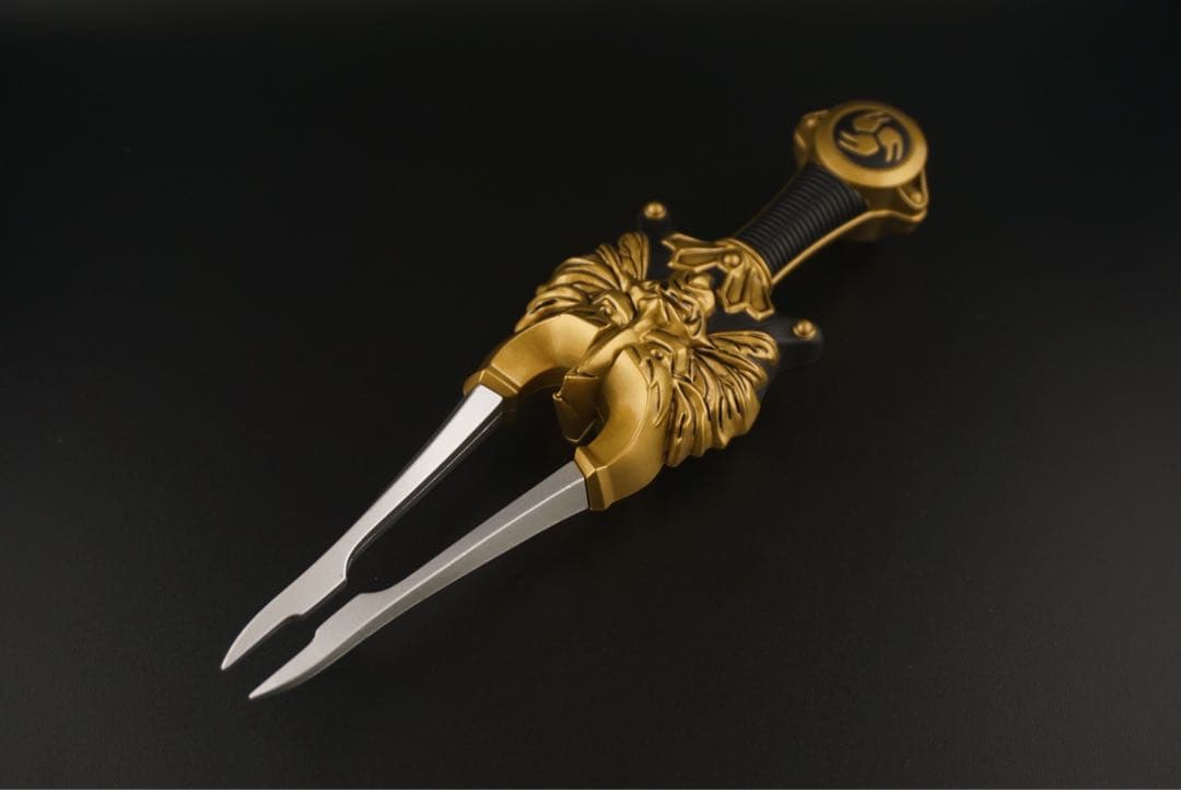 残り僅か　仮面ライダー響鬼　変身音叉　音角　プロップ　一体式　合金．ver