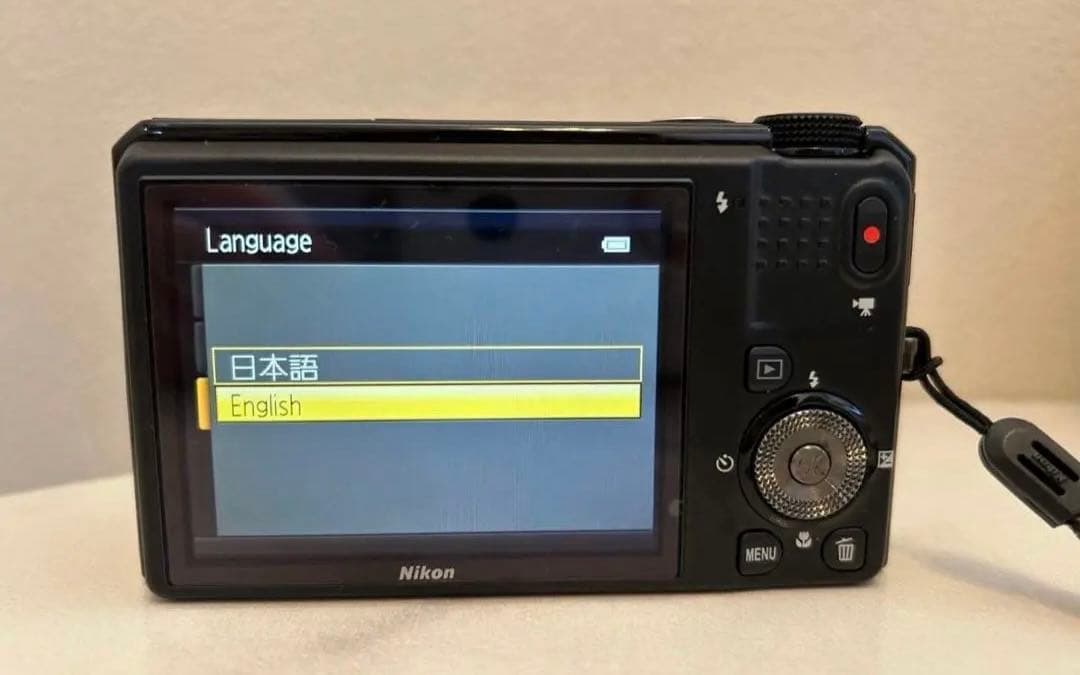 デジタルカメラ Nikon coolpix s9100