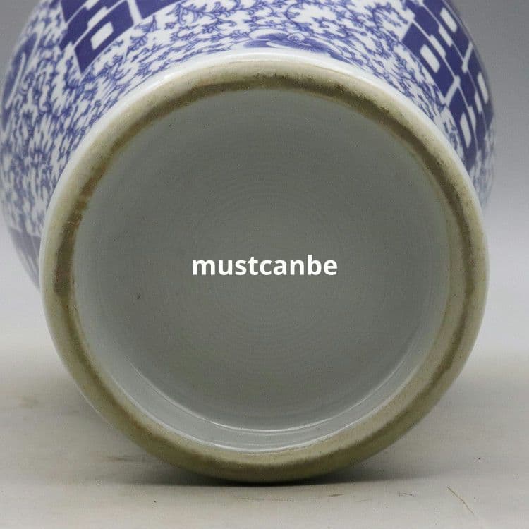 清青花纏枝蓮紋喜字将軍壺 景徳鎮 陶磁器 装飾品 現代工芸品 美術品 置物