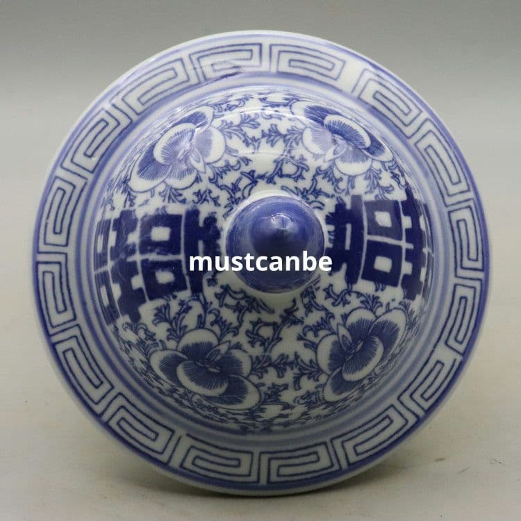 清青花纏枝蓮紋喜字将軍壺 景徳鎮 陶磁器 装飾品 現代工芸品 美術品 置物